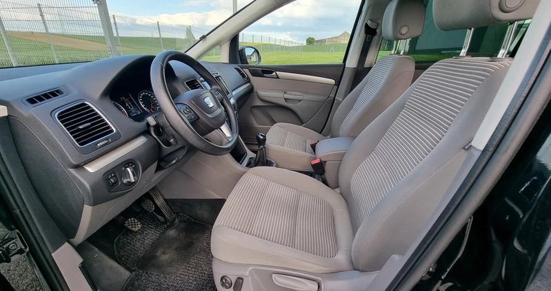 Seat Alhambra cena 57990 przebieg: 212546, rok produkcji 2015 z Kowalewo Pomorskie małe 352